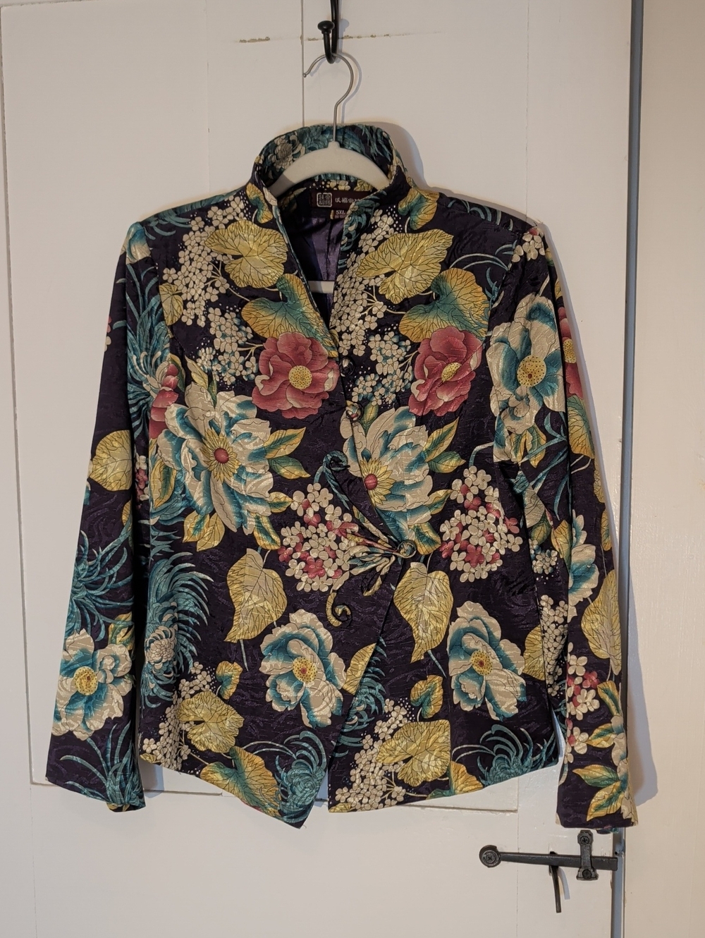 Asian Silk Floral Jacquard Mandarin Collar Jacket Black  Multicolor Medium China
